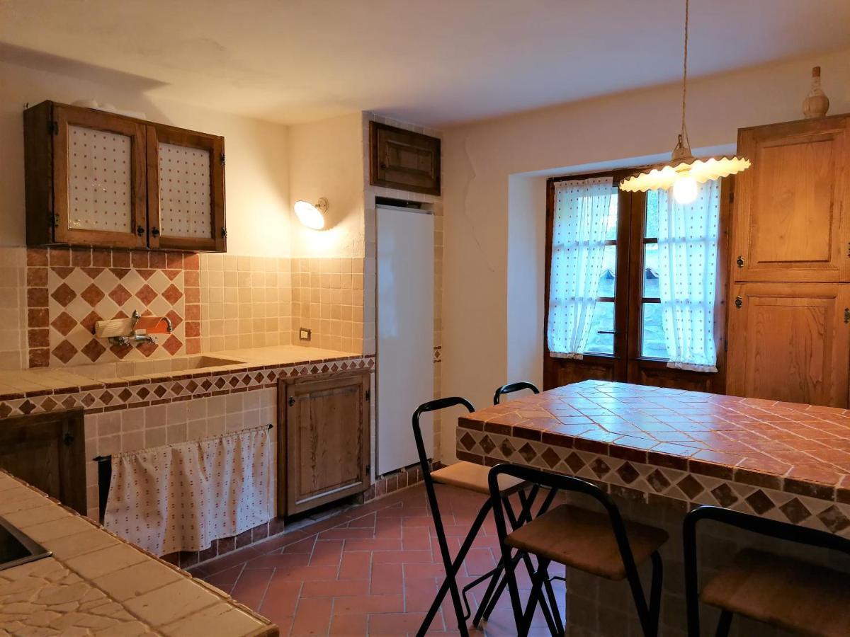 Podere La Zinzinina - Villa Intera Montecatini Val di Cecina Bagian luar foto
